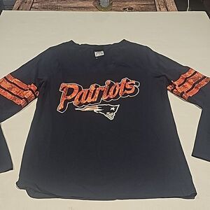 Womens NFL team apparel, featuring New England patriots sz XL